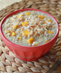 Creamy mango coconut steel-cut oatmeal | Kitchen Treaty