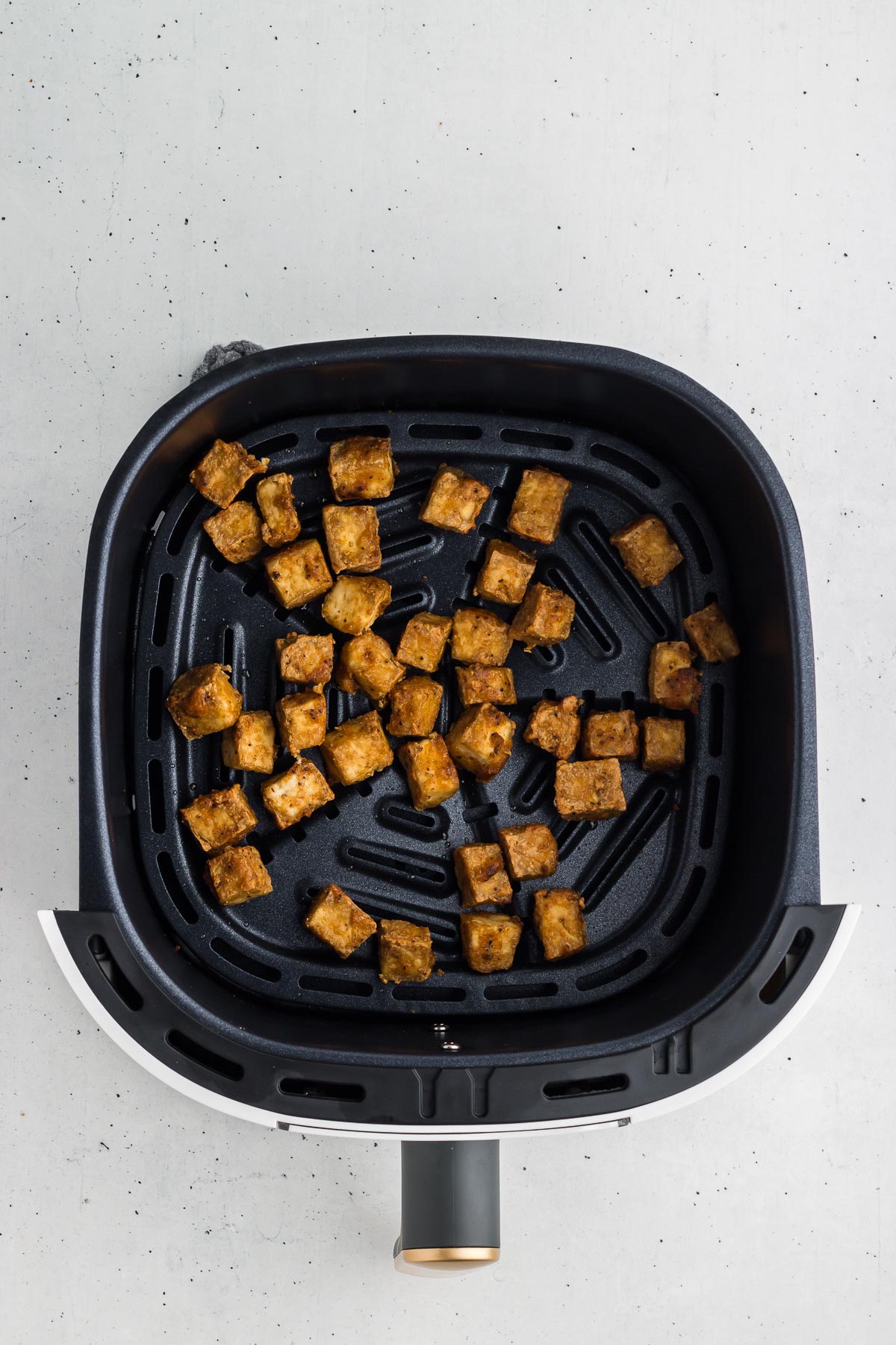 Crispy Air Fryer Tofu in the air fryer