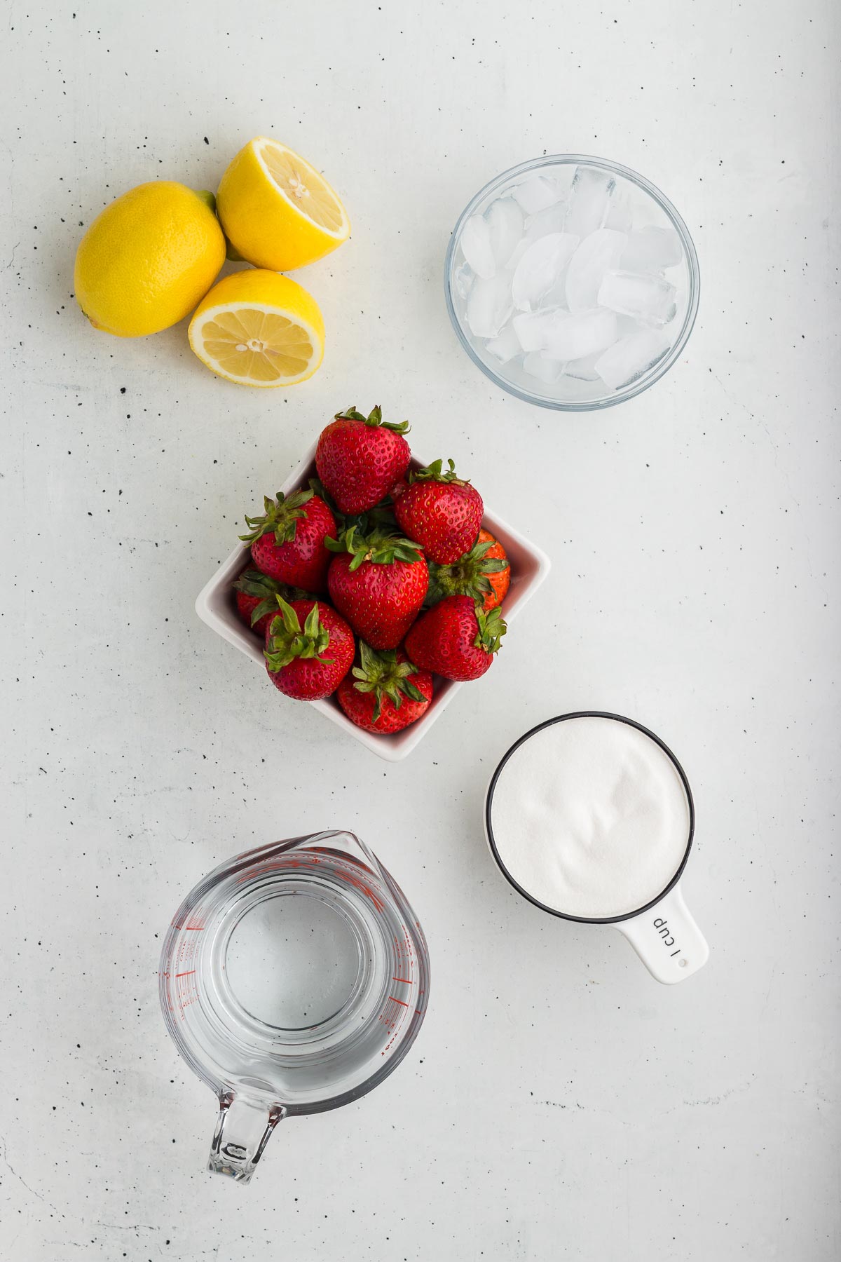 Easy Strawberry Lemonade ingredients
