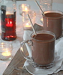 Boozy hot chocolate | Kitchen Treaty