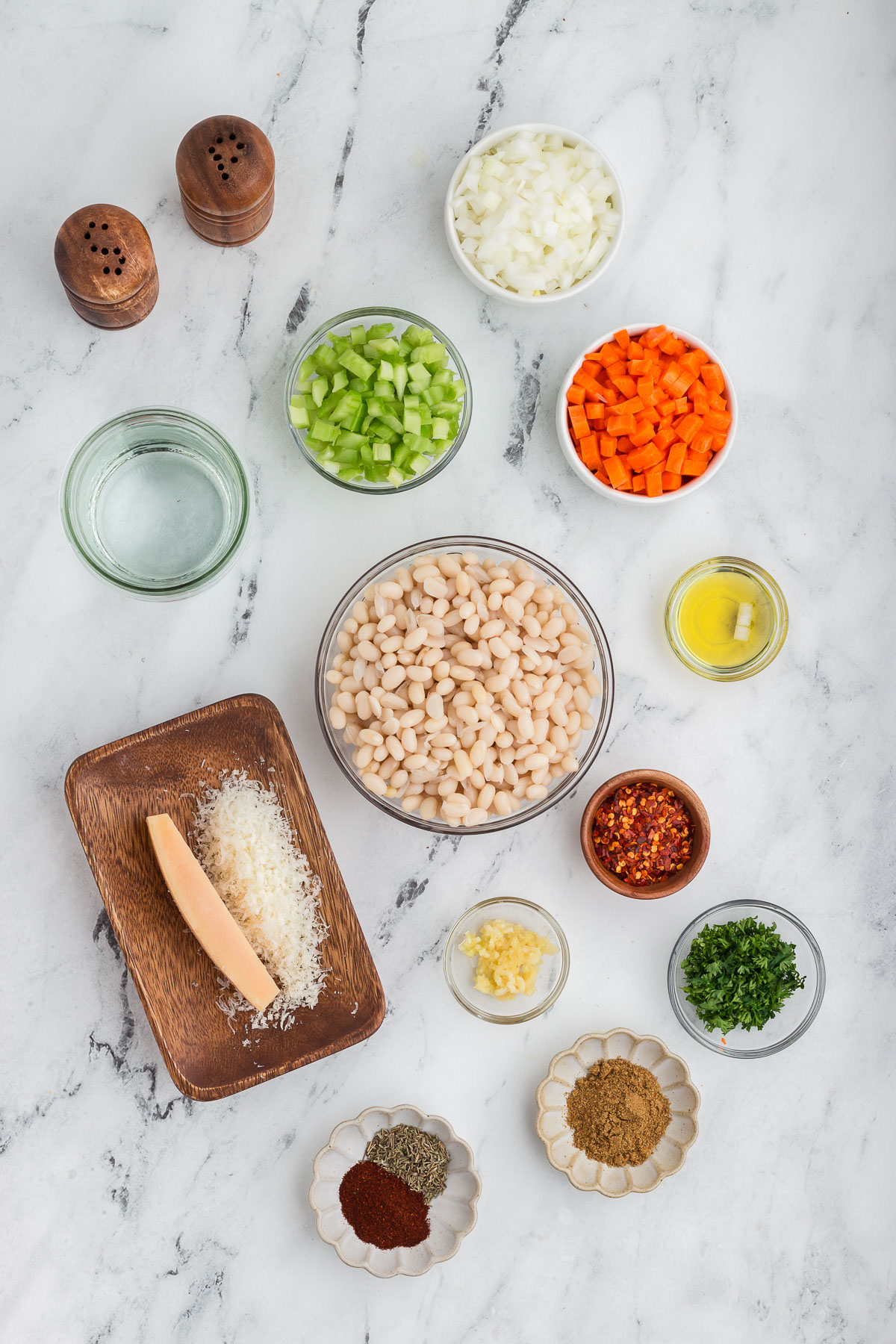 Ingredients for Vegetarian Navy Bean Soup